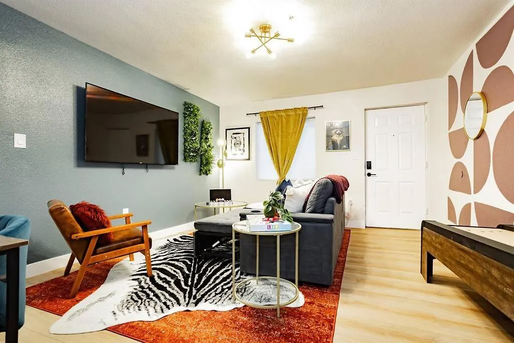 Star Motel Unit 3- New Premier & Private Las Vegas Arts District Home 0*,  ABD